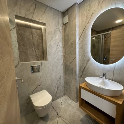 Аренда стильной трёхкомнатной квартиры у моря, 100 м², Варна, Св. Константин и Елена, Болгария